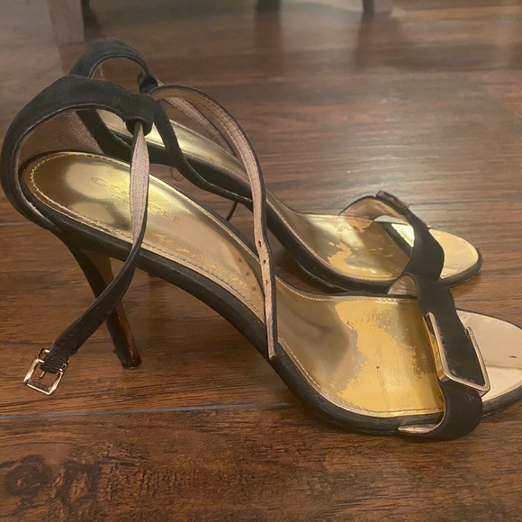 Coach Hampton Black Leather Heels Gold Buckle Detail ankle strap US Size 9.5B - Picture 3 of 4